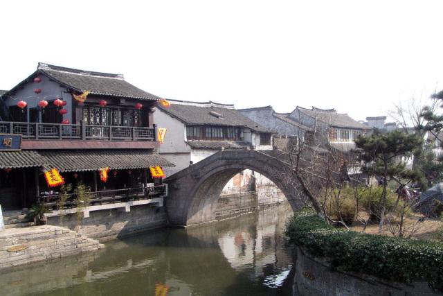 升空的愤怒奶奶