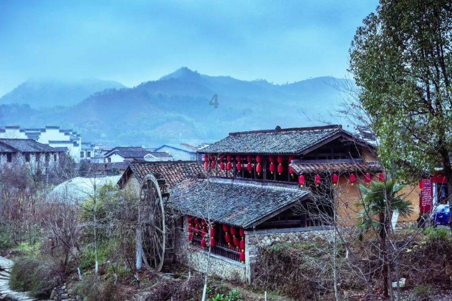 毁灭战士4
